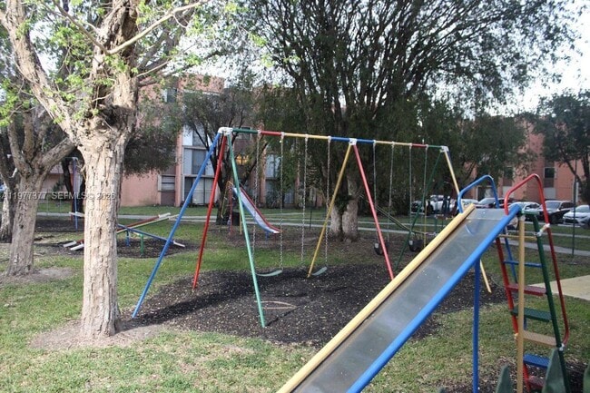 Building Photo - 9410 W Flagler St