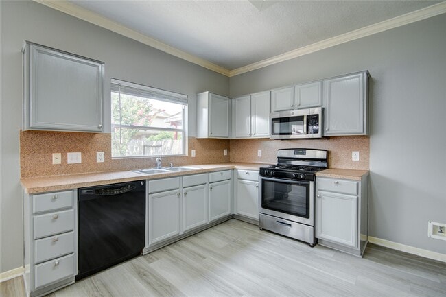 Building Photo - 19402 Hickory Meadow Ln