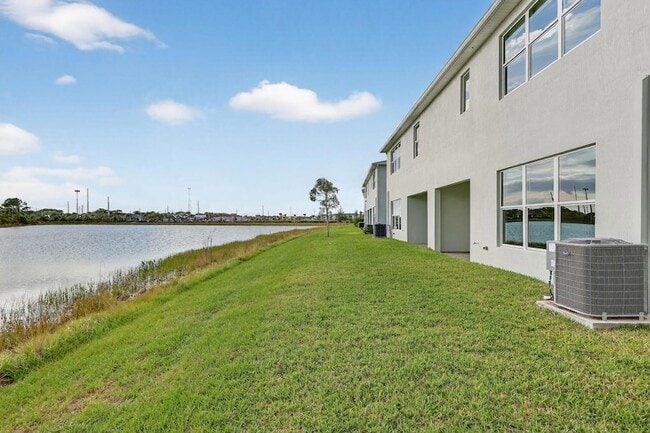 Building Photo - 3552 NW Solange Ct