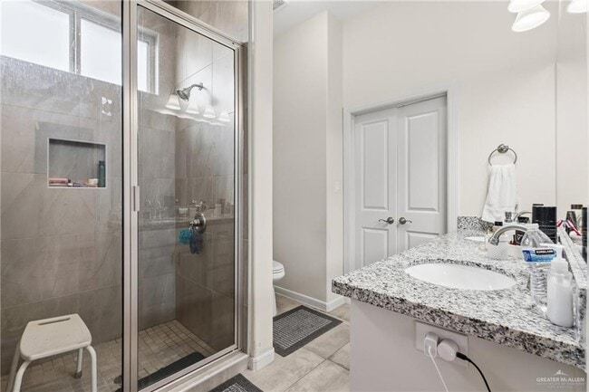 Building Photo - 19 Escondido Pass