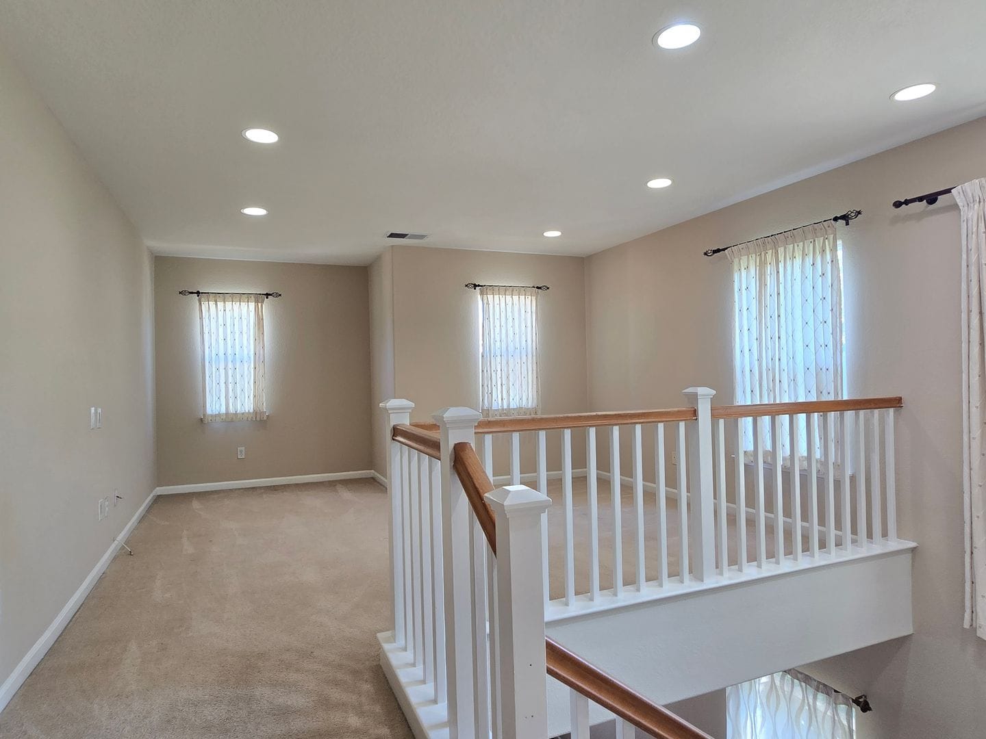 Building Photo - 2761 Gilham Way