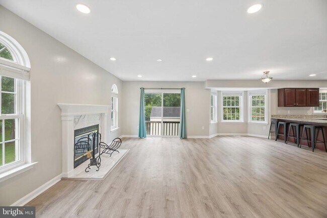 Building Photo - 713 Mimosa Cove Rd