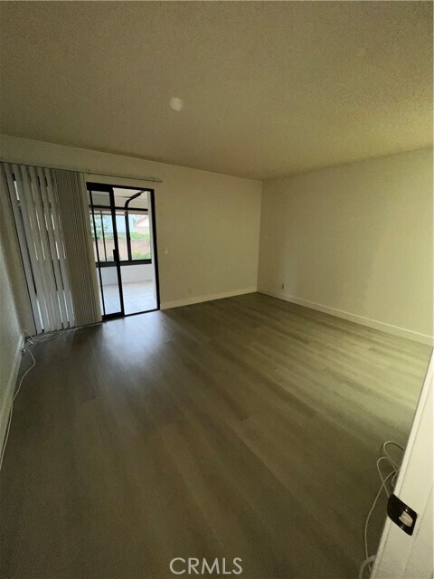 Building Photo - 15933 Alta Vista Dr