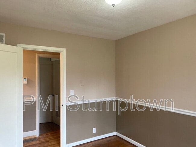 Building Photo - 575 E Berkeley St