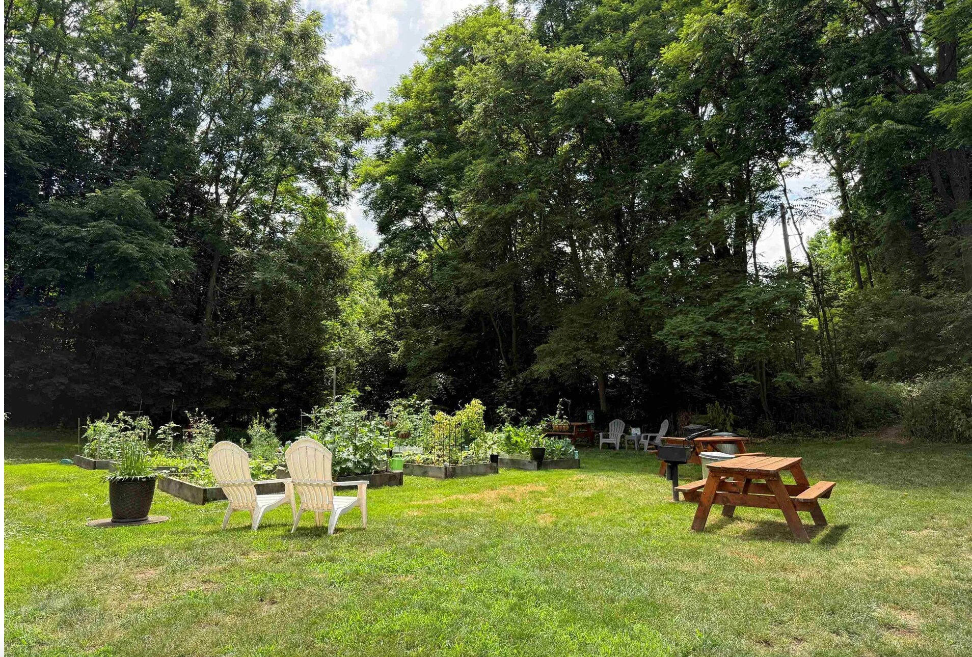 Building Photo - 93 Henry Law Ave