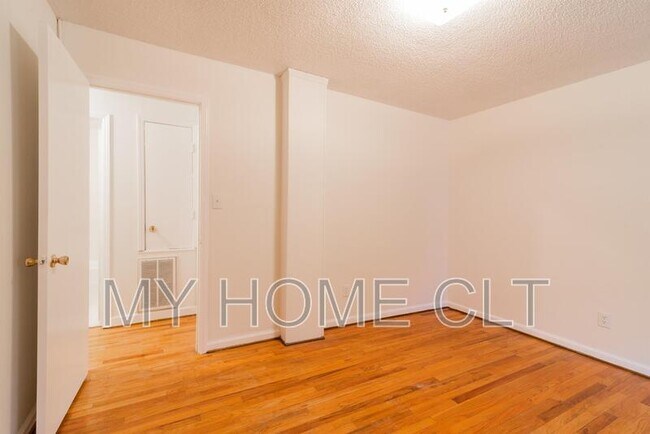 Building Photo - 1314 Boone St