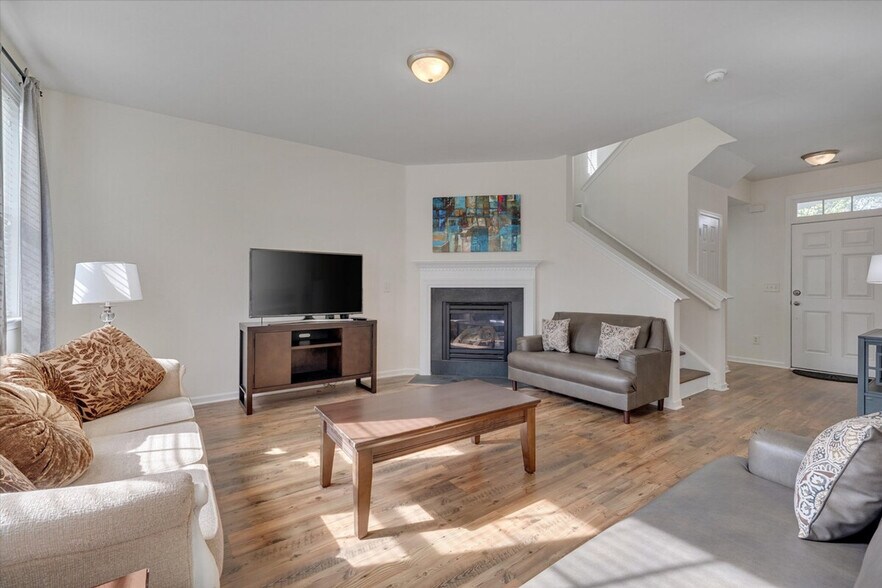 Building Photo - 3495 Mackinac Island Ln