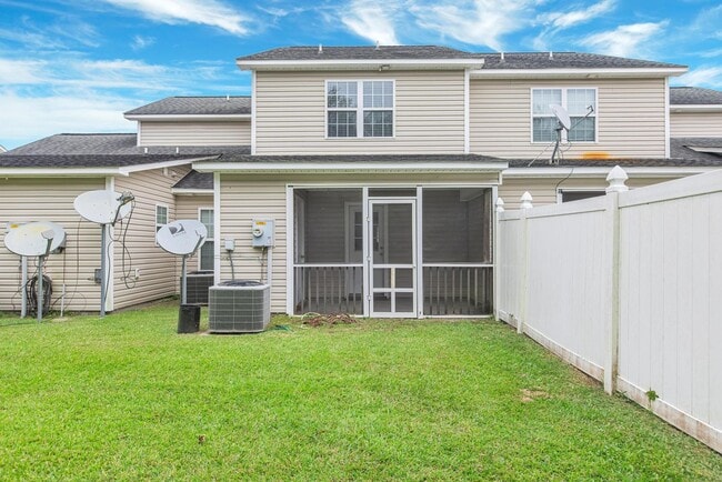 Building Photo - Affordable two bedroom townhome available ...