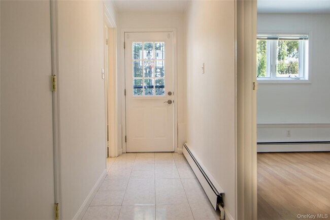 Building Photo - 31 Cherrywood Dr
