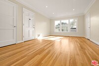 Building Photo - 405-404 Shirley Pl