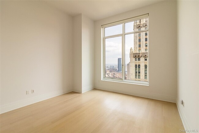 Building Photo - 30 Park Pl