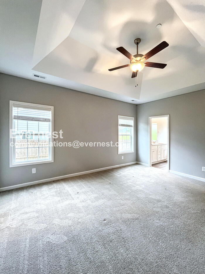 Building Photo - 1016 Echo Rdg Rd