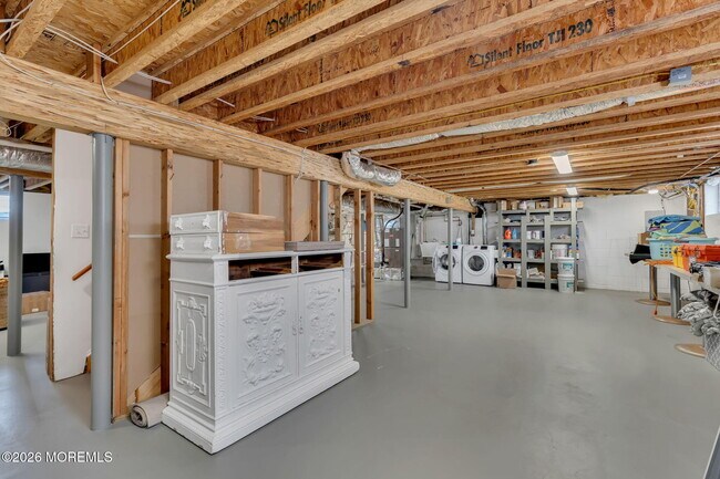 Building Photo - 112 Sylvania Ave