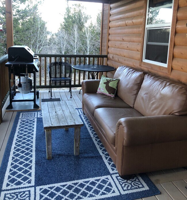 Building Photo - 609 Buffalo Ridge Rd