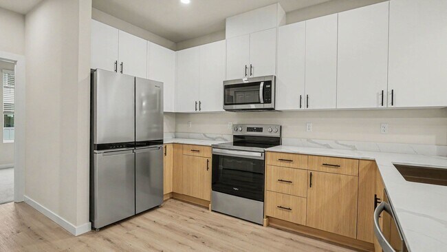 Building Photo - Brand-New Townhome at Cathcart Crossing – Modern Living in a Prime Snohomish Location - Move in R...