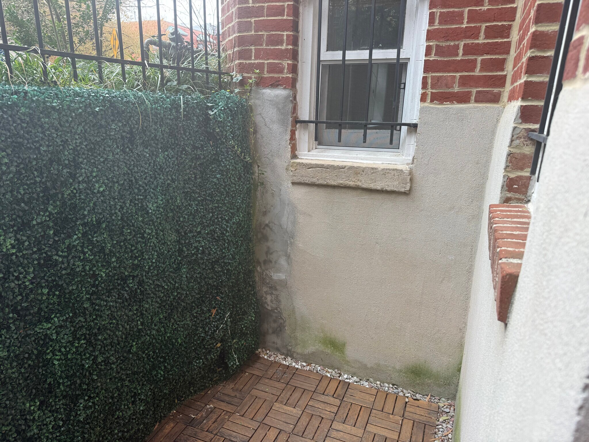 Building Photo - 1202 E Capitol St NE