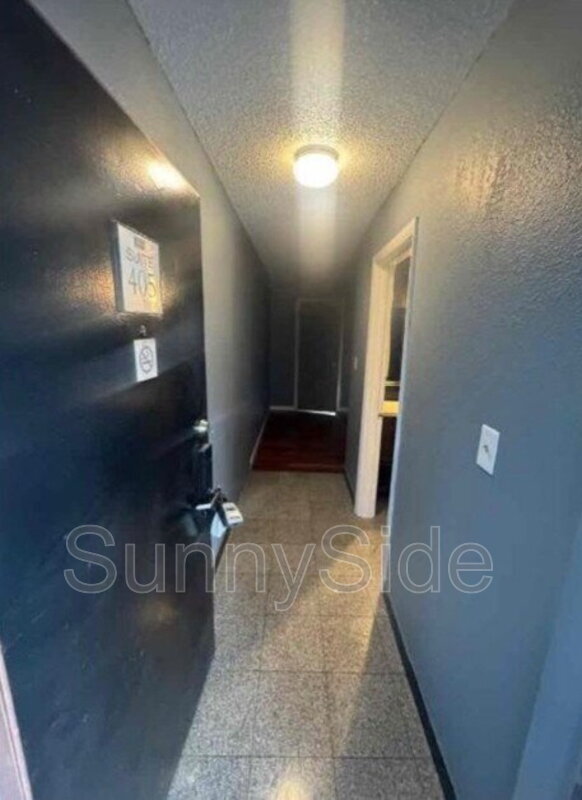 Building Photo - 8421 S Orange Blossom Trl