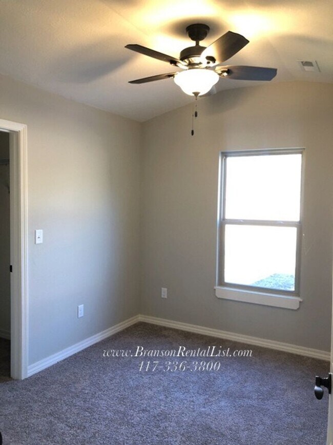 Building Photo - NOW LEASING 3Br with an Unfinished Basement
