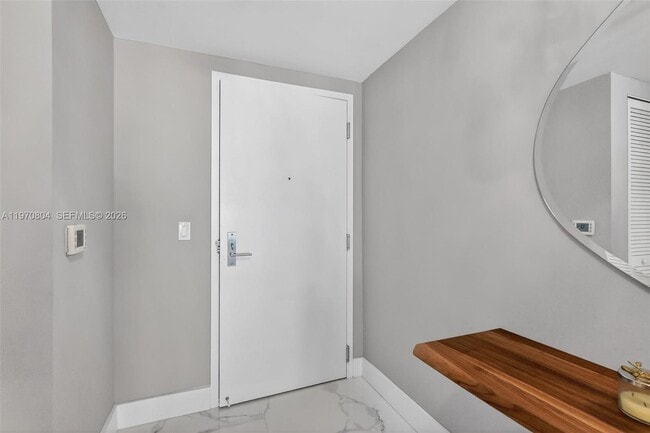 Building Photo - 300 Sunny Isles Blvd