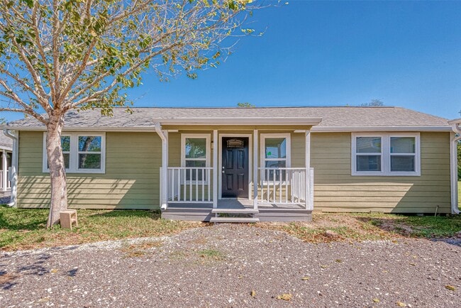 Building Photo - 1547 Garden Rd