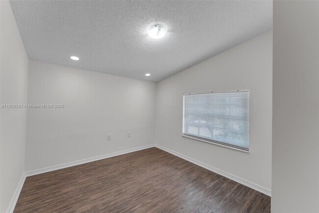 Building Photo - 14642 SW 99th St