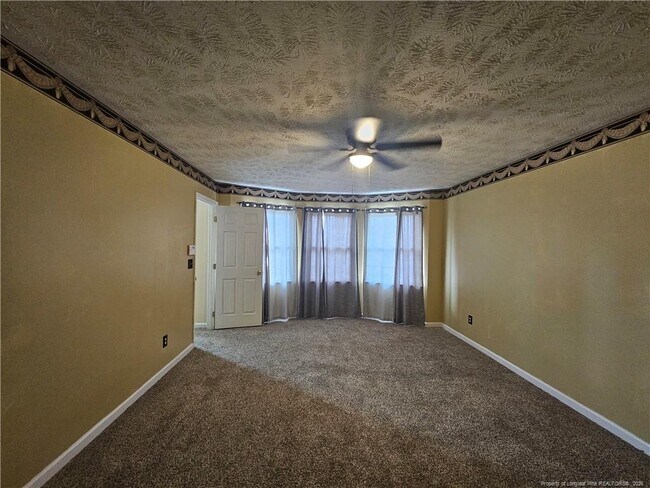 Building Photo - 1752 Empress Ln