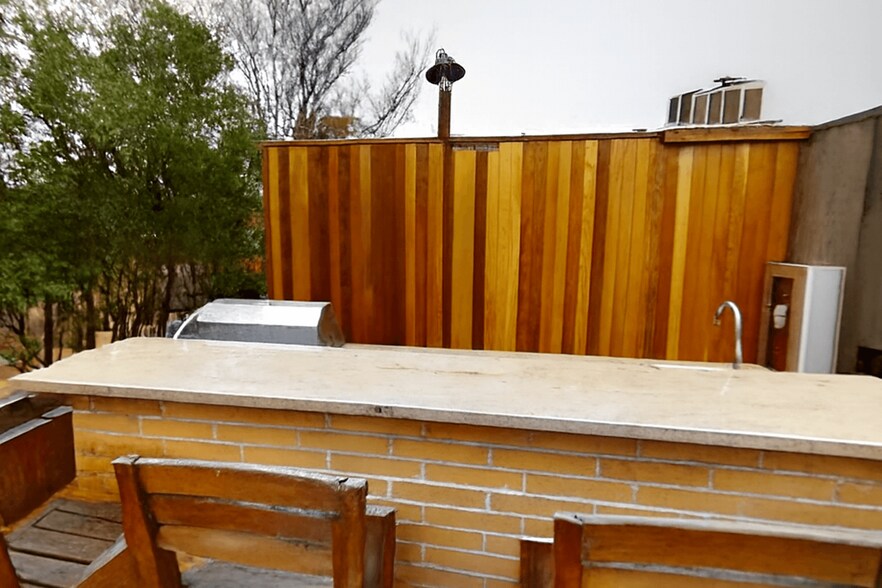 Building Photo - 535 W 23rd St