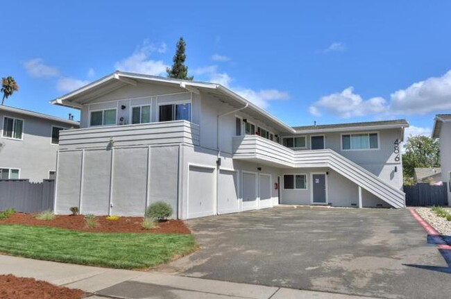 Building Photo - 486 Doyle Rd