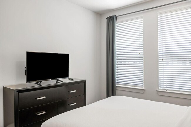 Building Photo - 1273 Williams St NW