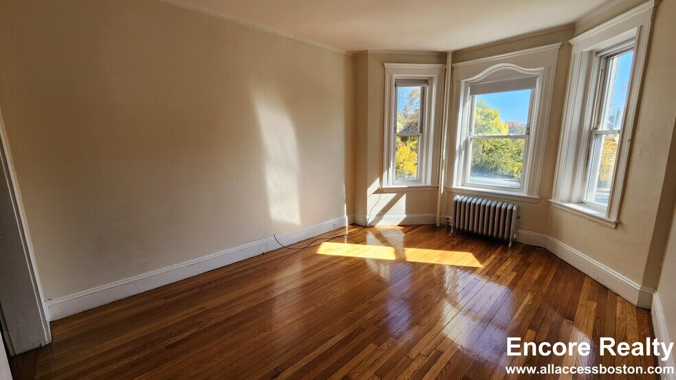 Building Photo - 1179 Boylston St