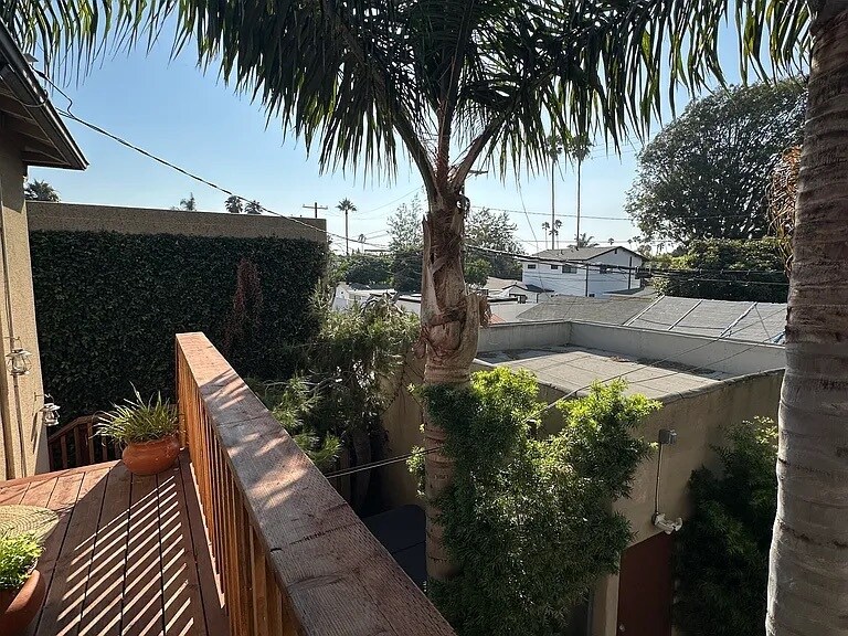 Building Photo - 725 Washington Blvd