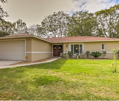 Building Photo - 3214 Acapulco Dr