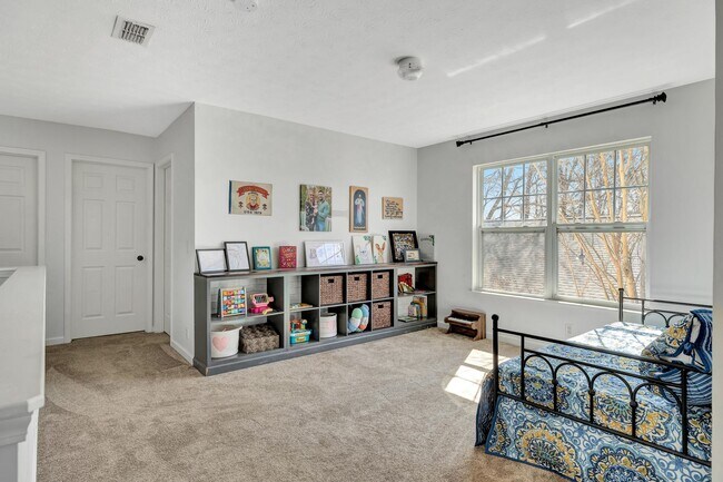 Building Photo - 1036 Lexington Farms Dr