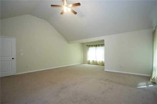 Building Photo - 793 Kaitlyn Dr