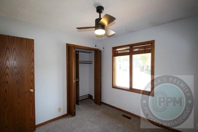 Building Photo - 5614 N 116th Ave