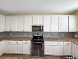 Building Photo - 10535 Noble Canyon