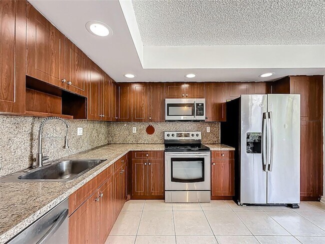 Building Photo - 8420 SW 133rd Avenue Rd