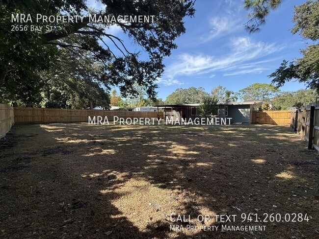 Building Photo - 2656 Bay St