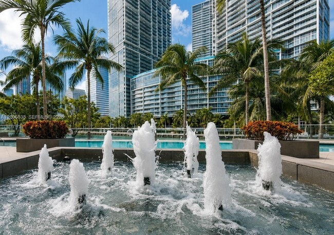 Building Photo - 901 Brickell Key Blvd