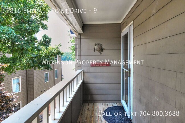 Building Photo - 9816 Emerald Point Dr