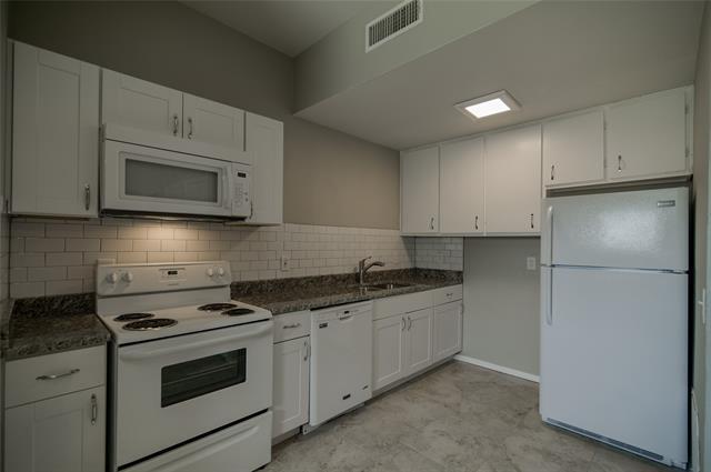 Building Photo - 3025 Sappington Pl