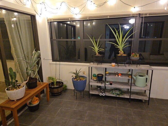 Building Photo - 6057 Topher Trail