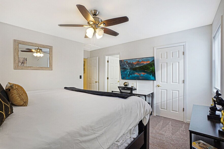 Building Photo - 291 Weatherford Ln