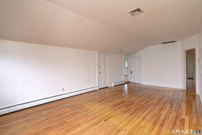 Building Photo - 83 Hawley Ave
