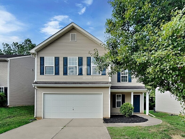 Primary Photo - 5001 Autumn Oak Dr