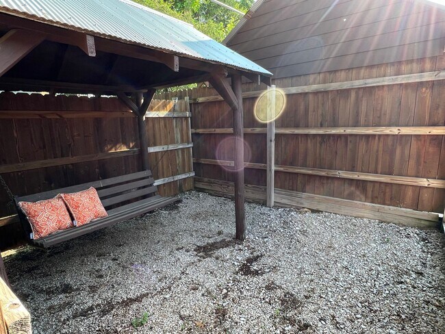 Building Photo - Home with Paradise Setting in Backyard! Available July 2026!! $2,400 Monthly!