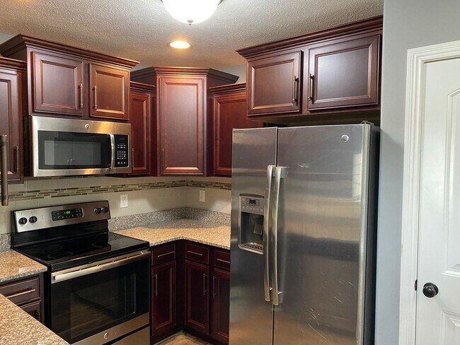 Building Photo - Don't Miss Out on this One! Beautiful Open...