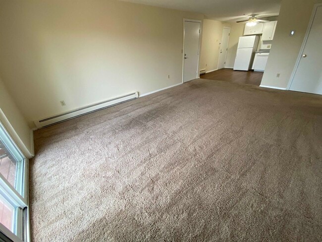 Building Photo - 95 Powers St