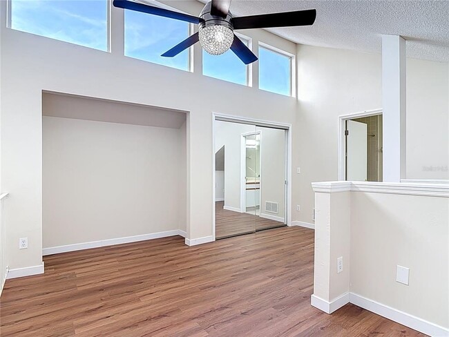 Building Photo - 289 Gull Dr S