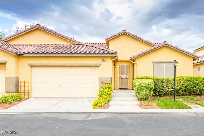 Primary Photo - 10916 Bandol Pl